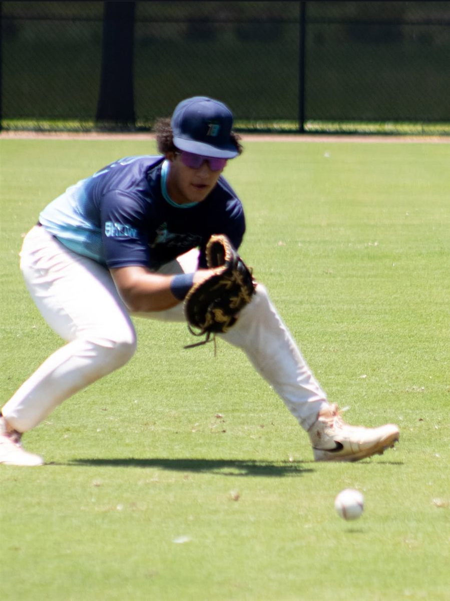 Nelson Dominguez fielding a ground ball